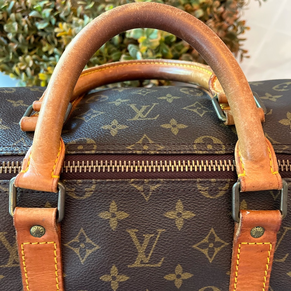 ✈️ Louis Vuitton Keepall 55 Monogram Canvas — Classic Travel Icon - Picture 7 of 16